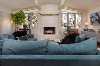 2 Randolph Pl in Austin, TX - Building Photo - Building Photo