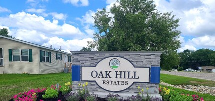 17038 Coventry Ln in Holly, MI - Building Photo - Building Photo