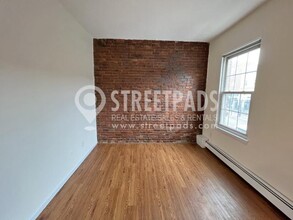 62 S Huntington Ave in Boston, MA - Building Photo - Building Photo