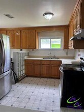 215 Sunset Dr in Warner Robins, GA - Building Photo - Building Photo