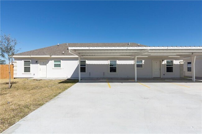 3405 E Zinnia Ave in Alton, TX - Building Photo - Building Photo