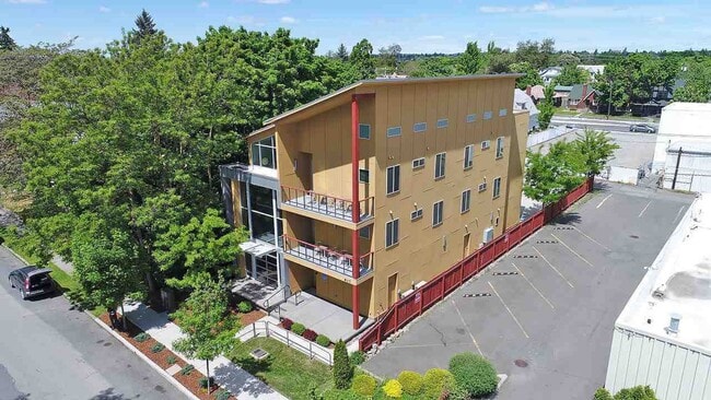 817 E Nora Ave in Spokane, WA - Building Photo - Building Photo