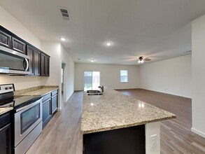 409 Glen Meadow Dr in Glenn Heights, TX - Building Photo - Building Photo