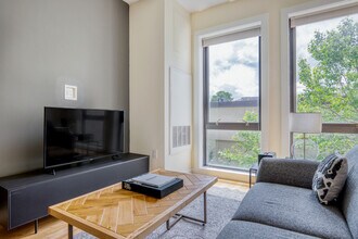 9 Miner St in Boston, MA - Building Photo - Building Photo