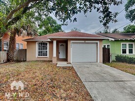 2904 N Massachusetts Ave in Tampa, FL - Building Photo