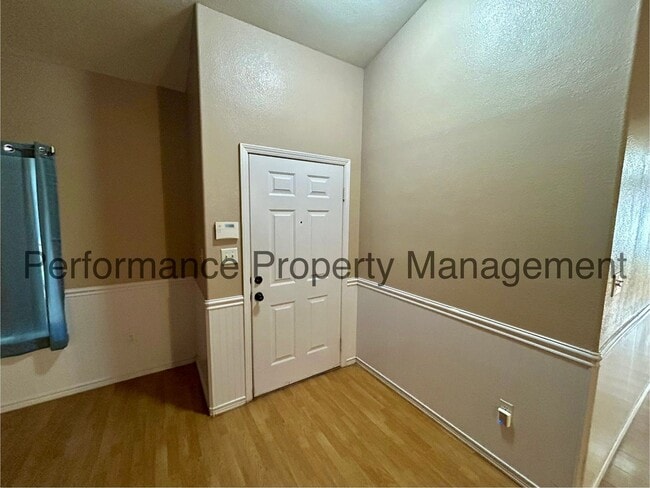 4000 Ocean Breeze Ave in Bakersfield, CA - Building Photo - Building Photo