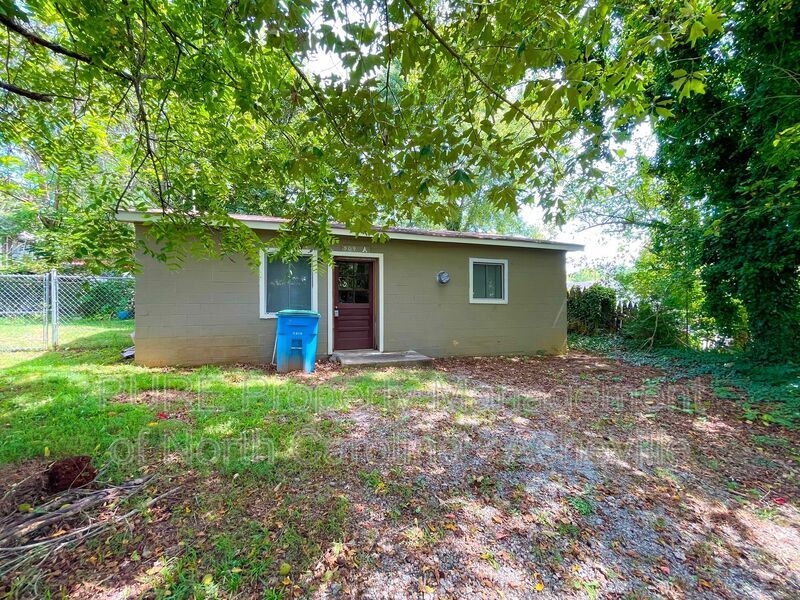 509 N Louisiana Ave in Asheville, NC - Building Photo
