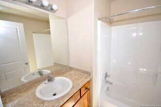 16275 SW Gage Ln in Beaverton, OR - Building Photo - Building Photo