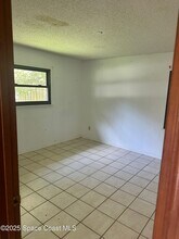 836 Glencove Ave NW in Palm Bay, FL - Building Photo - Building Photo