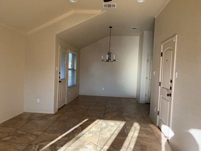 5703 Luminous Ln in Killeen, TX - Building Photo - Building Photo