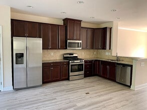 Room in Townhome on Suffield Way in Cary, NC - Building Photo - Building Photo