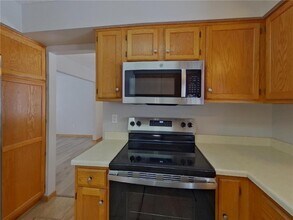 7274 Janero Ave S in Cottage Grove, MN - Foto de edificio - Building Photo