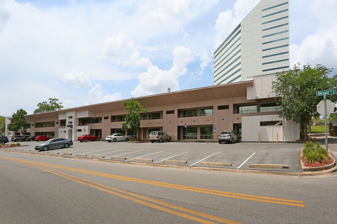 Century Parc Apartments in Tallahassee, FL - Building Photo