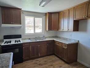 45442-45412 12 St E in Lancaster, CA - Building Photo - Building Photo