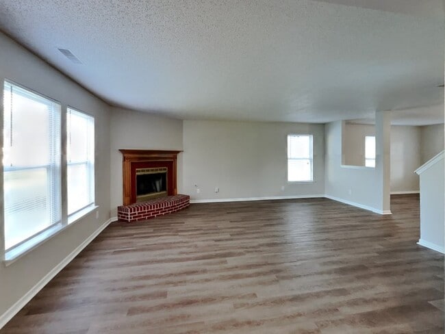 9207 Wandflower Dr in Indianapolis, IN - Building Photo - Building Photo