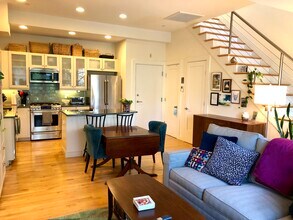 60 Hamilton St, Unit 10 in Cambridge, MA - Building Photo - Building Photo