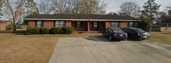 300 Jerriel St in Vidalia, GA - Building Photo