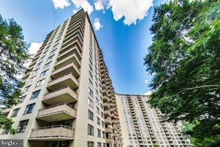 property at 5225 Pooks Hill Rd