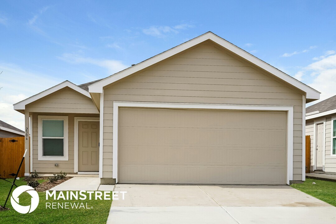 2306 Great Belt Blvd in Crandall, TX - Building Photo