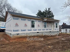 402 High Point St in Randleman, NC - Building Photo - Building Photo