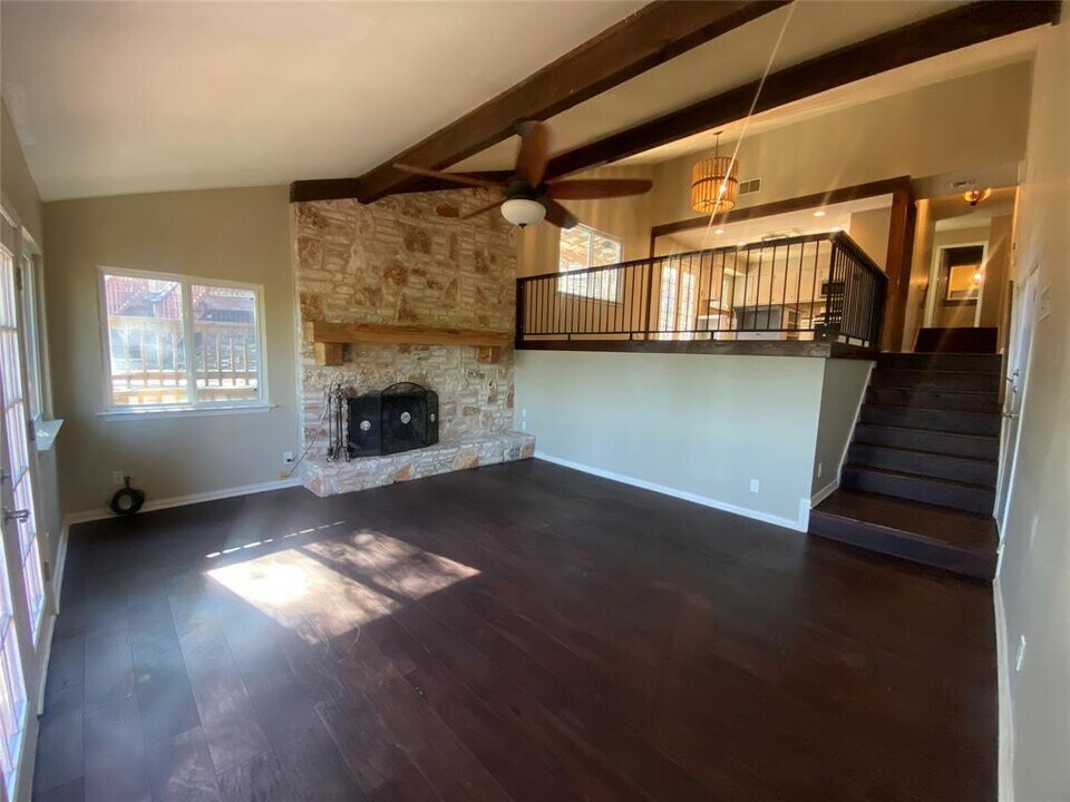 2911 Kassarine Pass in Austin, TX - Building Photo