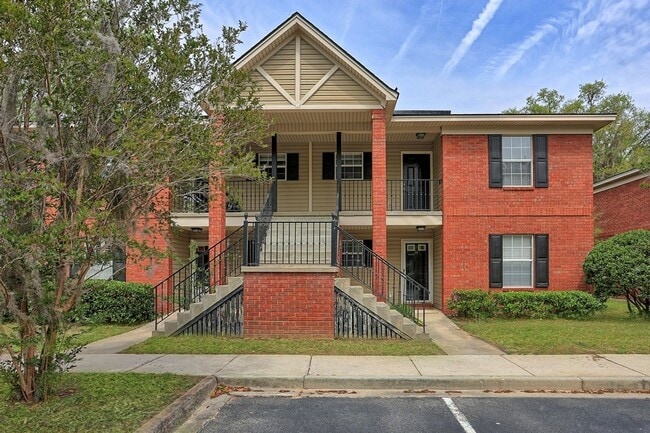 property at 211 Edgewater Rd