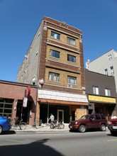 1555 N Milwaukee Ave in Chicago, IL - Building Photo - Building Photo