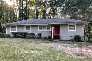207 Brown Rd in Stockbridge, GA - Building Photo