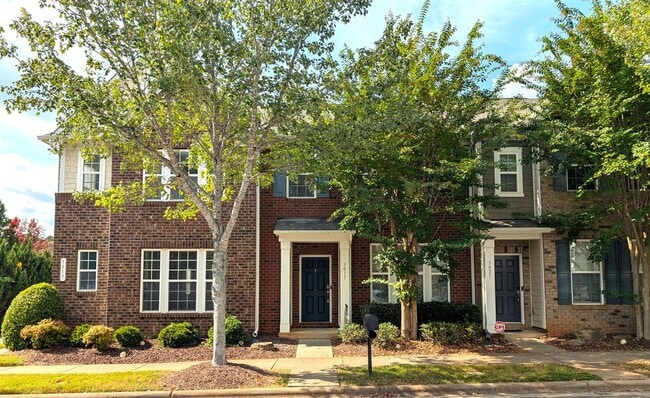 property at 3017 Coventry Commons Dr