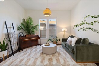4507 Martin Luther King Jr Way in Oakland, CA - Building Photo - Building Photo