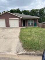 314 Jeff Gordon Dr, Unit A in Harker Heights, TX - Building Photo