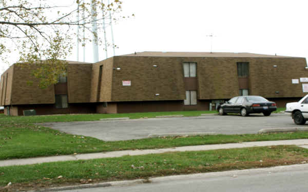 10 E Zarley Blvd in Joliet, IL - Building Photo