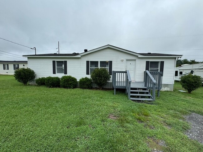 5449 Calhoun Rd NE in Adairsville, GA - Building Photo - Building Photo
