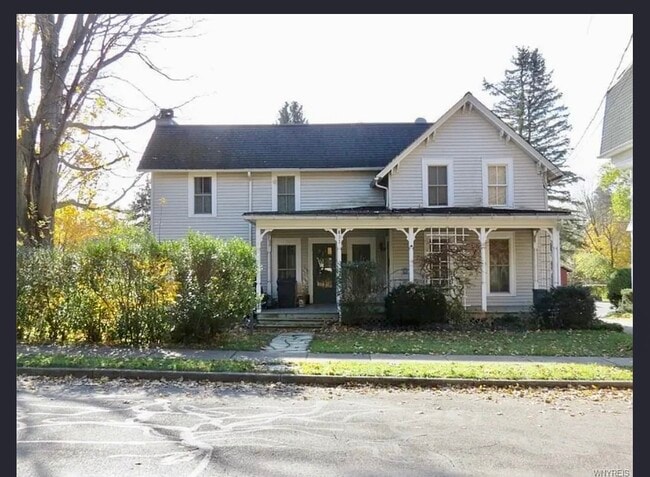 437 Prospect Ave, Unit Left