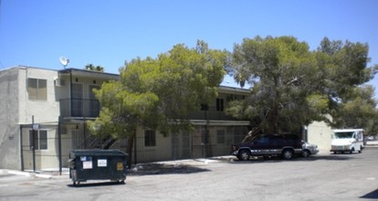 2605 Sherwood St in Las Vegas, NV - Building Photo - Building Photo