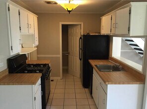 206 Sunset Ct in Vernon Hills, IL - Building Photo - Building Photo