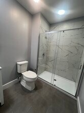 25 W 5th St, Unit 7 in Boston, MA - Building Photo - Building Photo