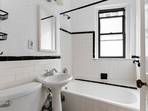 64 Queensberry St in Boston, MA - Foto de edificio - Building Photo