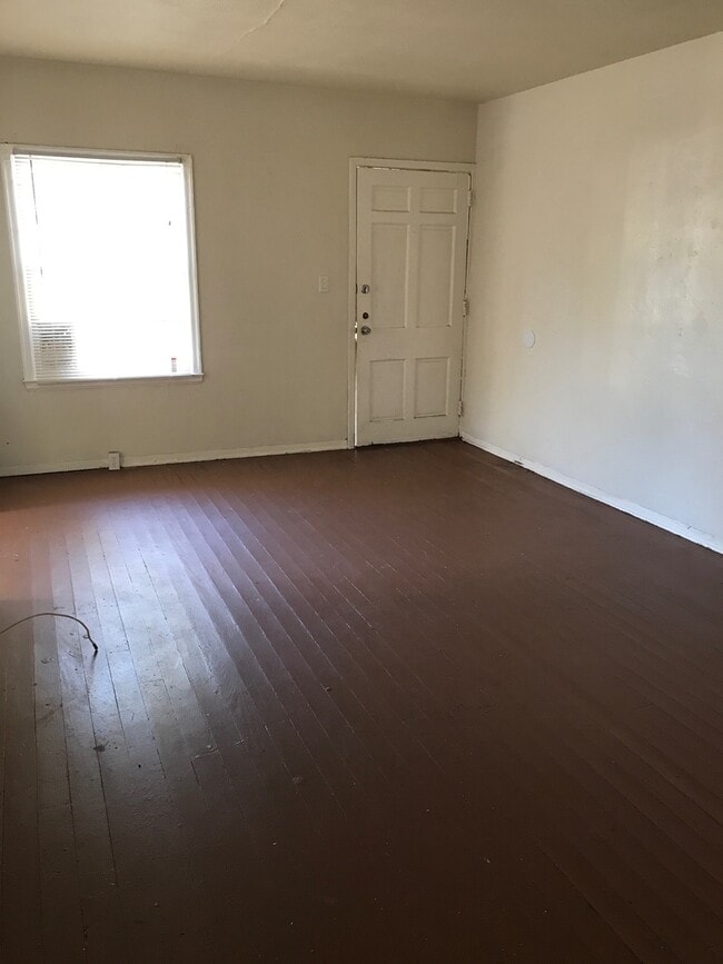 property at 1229 E 55th St