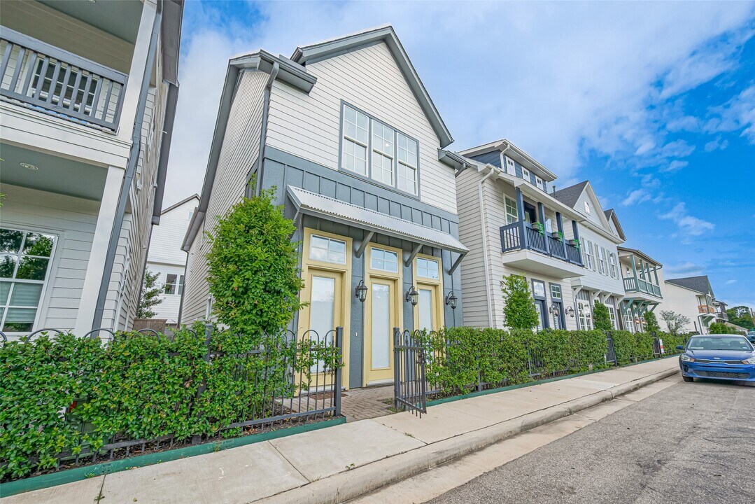 5308 S Capitol St in Houston, TX - Building Photo