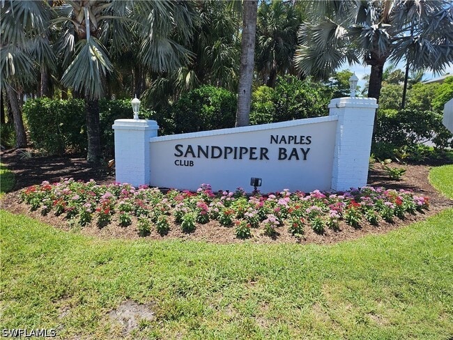 property at 3001 Sandpiper Bay Cir
