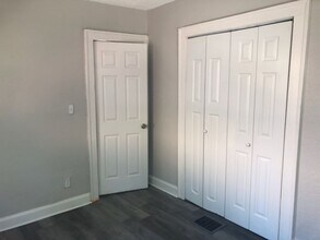 5420 Jackson Ave in Kansas City, MO - Building Photo - Building Photo