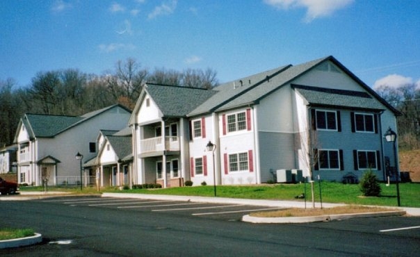 Apartments at Heatherwoods in Denver, PA - Building Photo - Building Photo