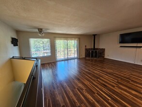 2321 Birchwood Way in Pine Mountain Club, CA - Building Photo - Building Photo