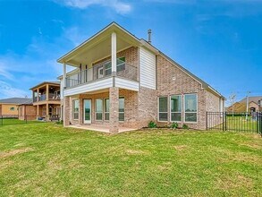 216 Waterstone Dr in Montgomery, TX - Building Photo - Building Photo