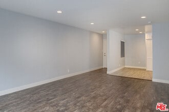 1451 E Wilson Ave in Glendale, CA - Building Photo - Building Photo