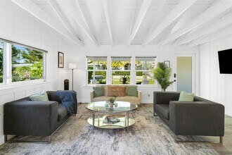 1464 NE 24th St in Wilton Manors, FL - Building Photo - Building Photo