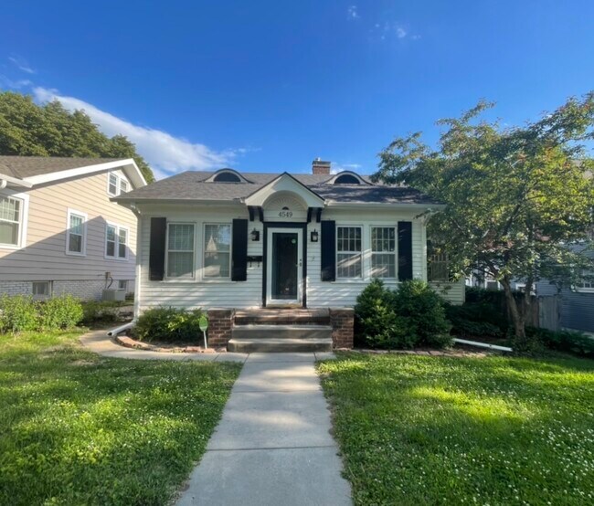 property at 4549 Poppleton Ave