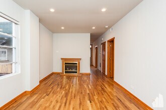 1521 N Bosworth Ave in Chicago, IL - Building Photo - Building Photo