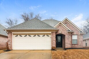 9782 Pigeon Roost Park Cir in Olive Branch, MS - Building Photo